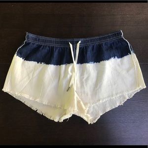 Derek Heart Jean Shorts w/ Elastic Waist Band